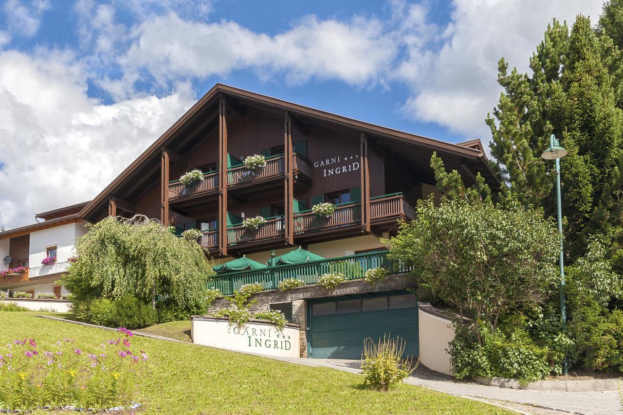 Hotel Panorama Garni Ingrid Dobbiaco Exterior foto